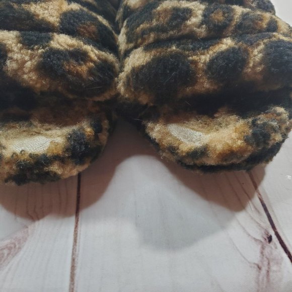 Ugg Slipper Shoes 8 Womens Fuax Fur Spell Out Heel Strap Black Brown Leopard - Picture 4 of 9